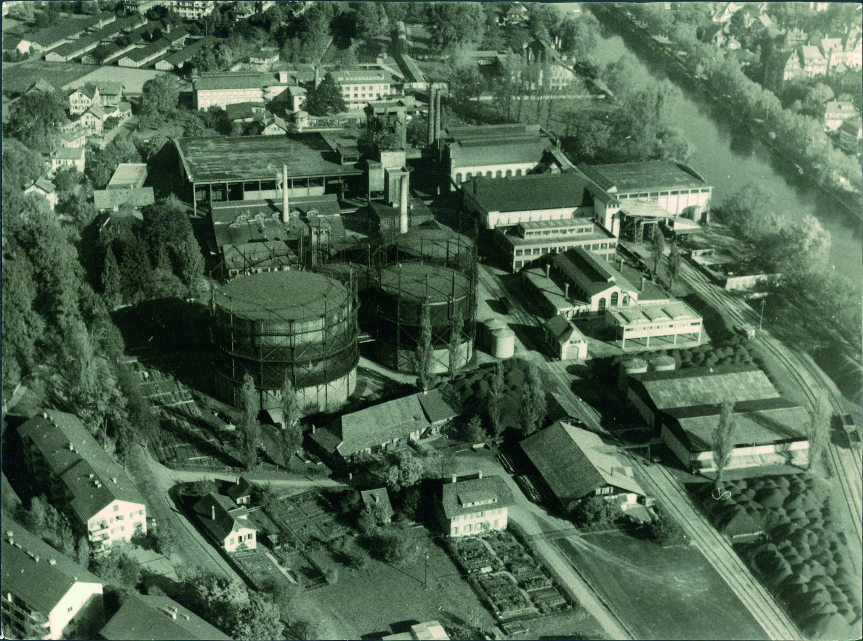 1843 : La première usine à gaz de Suisse est mise en service à Berne.